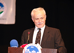 27 Mayıs Özgün Bir Darbedir