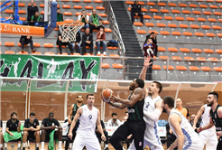 İstanbul’da galibiyet Büyükşehir Basket’in