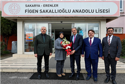 Yusuf Alemdar Bilim Merkezi’nin imzasını gençlerle attı