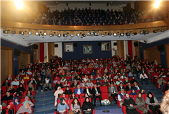 Şiir Seneler Sonra da Olsa Muhatabını Bulur