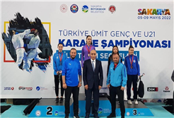 Karate şampiyonasına Büyükşehir damga vurdu