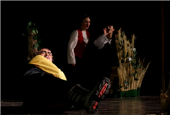 “Zoraki Takip” AKM’de kahkahalarla geçti