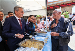 “Kaynarca her geçen gün yepyeni hizmetlerle gelişmeye devam edecek”