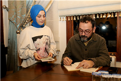 Dünya Öykü Günü’nde Güray Süngü ile sanatı konuştular