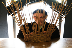 Çöpten hayata kâğıdın yolculuğu. Atık maharetli ellerde sanata dönüşüyor