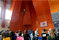 Tırmanış yarışmasında zirve Macera Park’ı öğrencilerinin