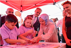 Alemdar, “Evlatlarımızın ve gençlerimizin her zaman, her alanda yanında olacağız”