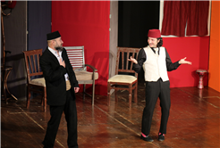 Gün boyu devam etti; Büyükşehir’den tiyatro şöleni