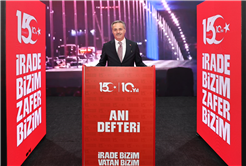 “Milletimiz uğruna can verilen vatanı darbecilere teslim etmedi, hiçbir zaman etmeyecek”