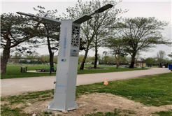 Park ve meydanlara sinek kontrol noktaları yerleştirildi