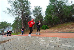 Sapanca’da Bahar Koşusu heyecanı: 700 sporcu Huzur Koridoru’nda buluştu