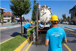 Yağmur suyu hatları temizleniyor