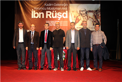 Kadim Geleneğin Yorumcu Müslüman Aklı: İbn Rüşd