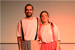 “İki Bavul Dolusu” minikler tarafından ilgiyle izlendi