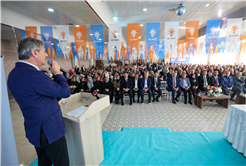 “İnsanımıza yakışır bir Akyazı’yı birlikte inşa ediyoruz”