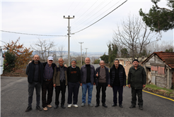 Erenler Tepe Mahallesi sakinlerinden Büyükşehir’e asfalt teşekkürü