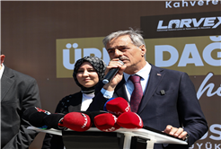 Kahverengi kokarca kabusuna karşı mucize buluş Sakarya’da Çiftçiler Günü’nde üreticiyle buluştu