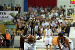Basketbol ve Futbolda Önemli Başarılara İmza Atacağız