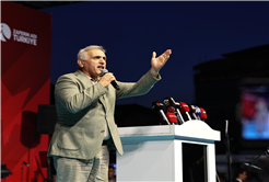 “O gece dünya, inananların vatan uğruna neler yapabileceğini izledi”