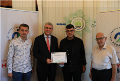 Başkan Yüce, Gençlik Meclisi öğrencileriyle bir araya geldi