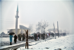 Yılın İlk Karı Eşliğinde Yürüdüler