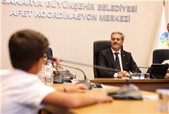 Gazze hareketiyle gönülleri fetheden minikler Yusuf Alemdar’ın misafiri oldu: “Sizlerle gurur duyuyorum”