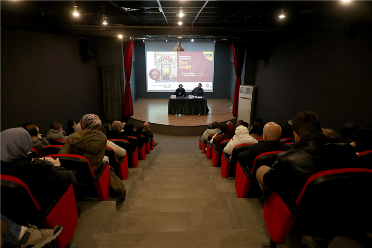“İbn Arabi’nin birikimi eserlerinde açıkça görülür”