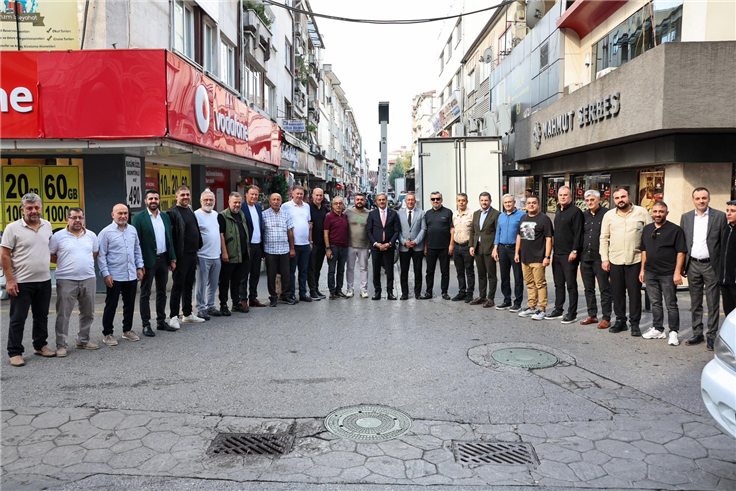 “Şehrimizin hafızası olan esnaflarımızla bir ve beraber olmaya devam edeceğiz”