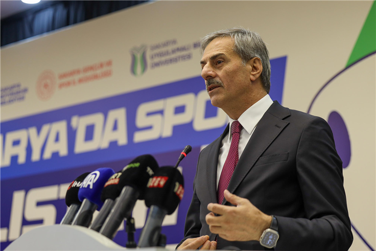 “Şehrin spor altyapısını güçlendirecek adımları kararlılıkla atıyoruz”