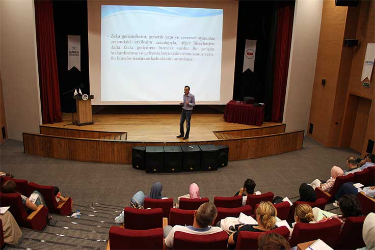 Bu Eğitimler Dahi Çocuklar İçin