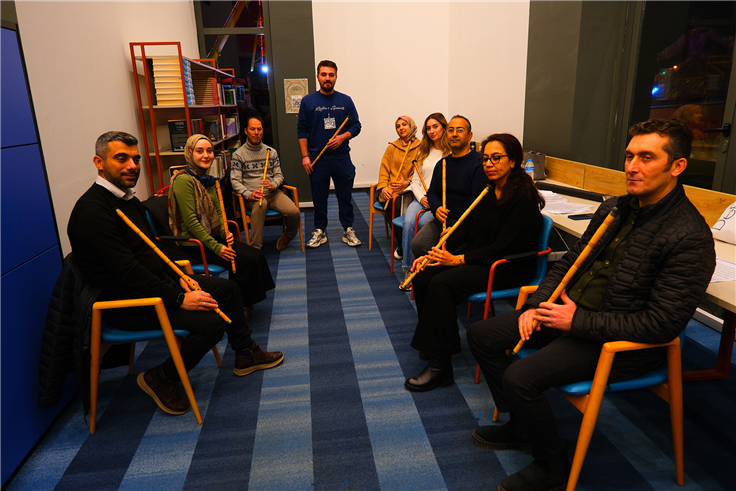 SAMEK, Yeşilay Gençlik Merkezi’nde 9 branşta kurslara başladı