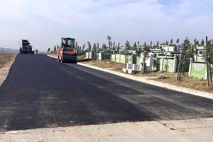 Emirsultan Mezarlığı’na yeni düzenleme