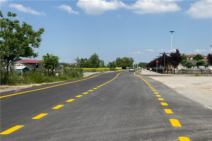 Arifiye Siteler Caddesi yeni yüzüne kavuştu